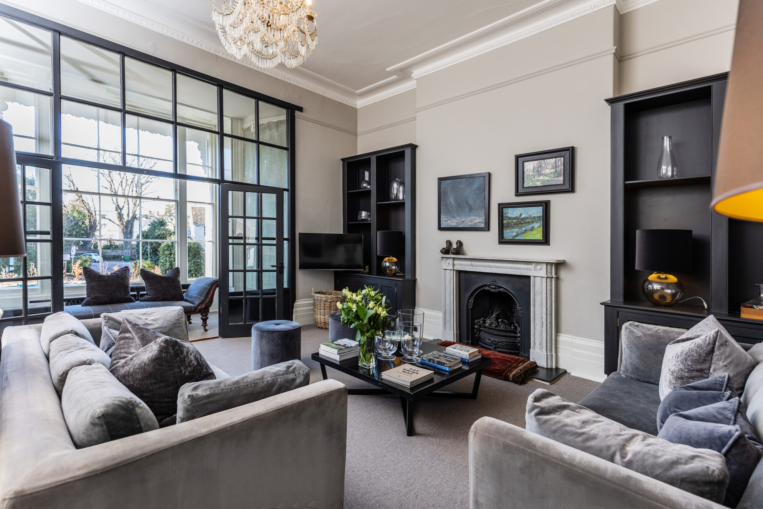 Upscale Apartments Near Me A Guide to Luxury Living