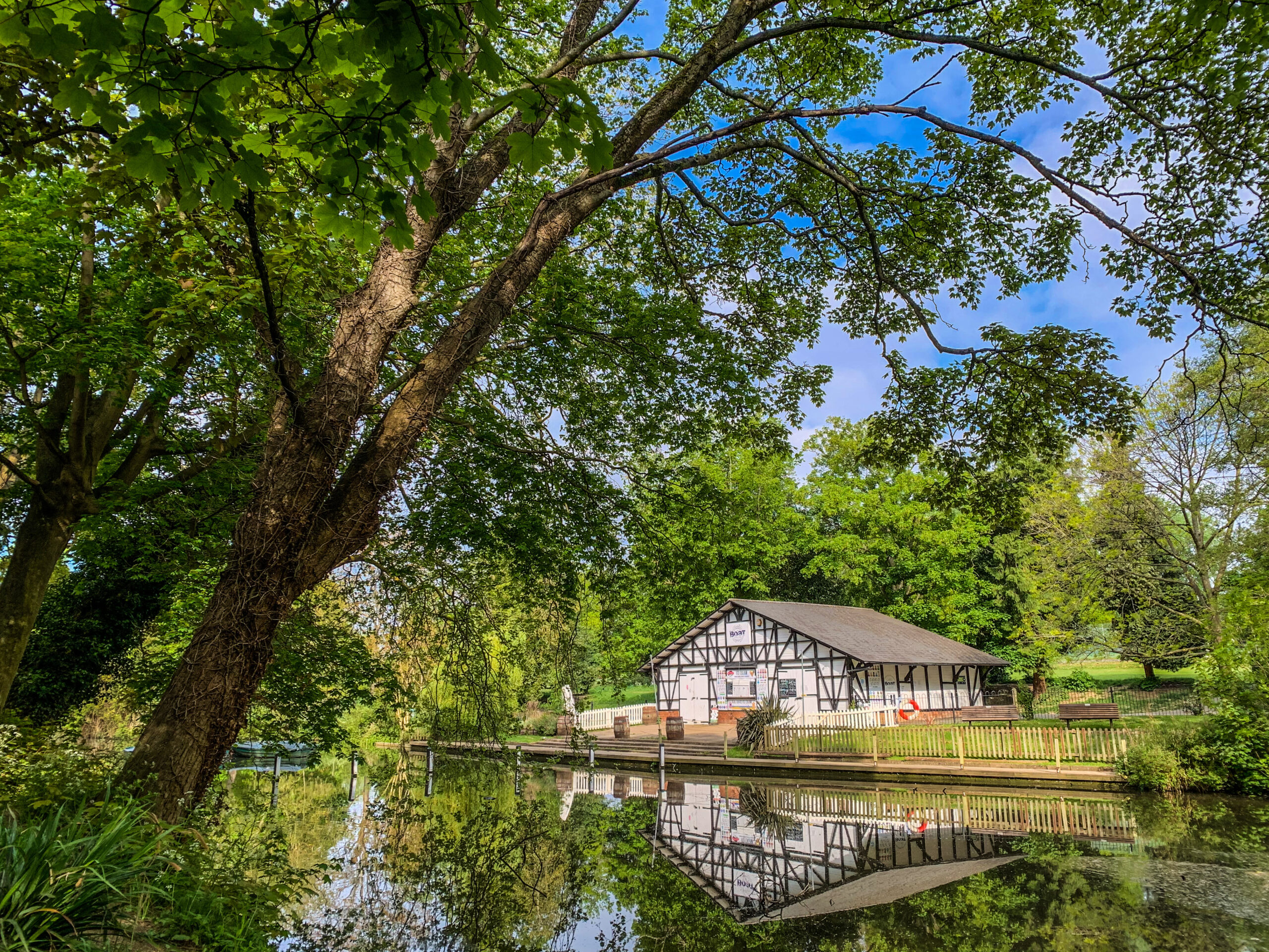 A picturesque park in Cheltenham